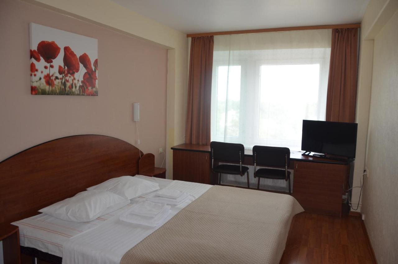 Latgale Hotel Rezekne Exterior photo