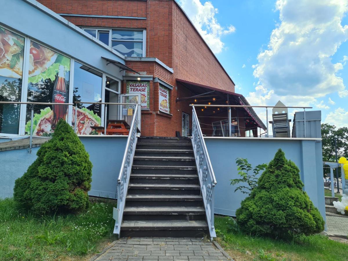 Latgale Hotel Rezekne Exterior photo