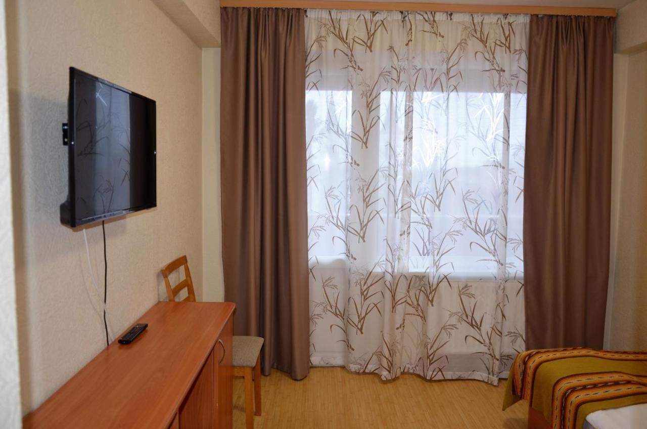 Latgale Hotel Rezekne Exterior photo